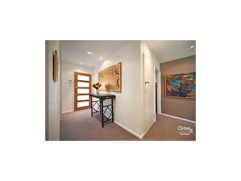 6 Robina Street, St Ives NSW 2075