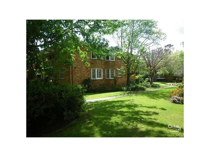 1/2 Cherry St, Turramurra NSW 2074