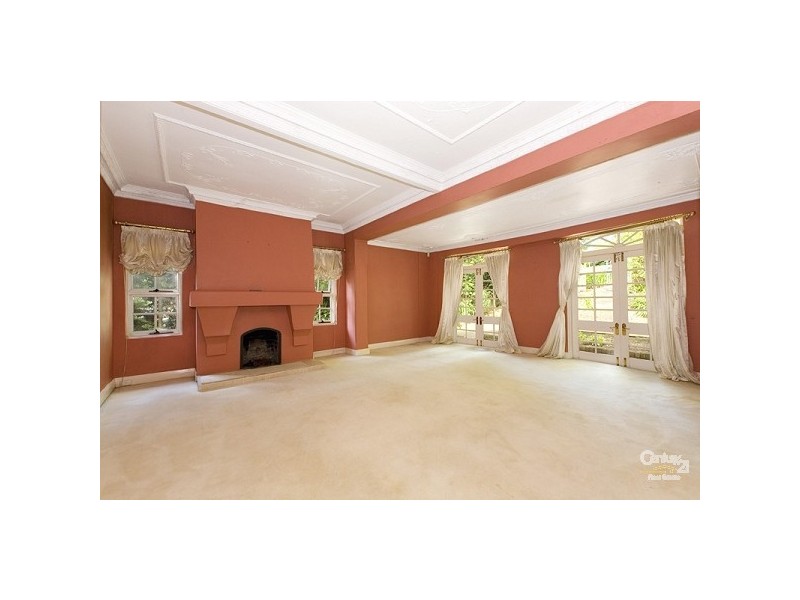 12 Mayfield Avenue, Pymble NSW 2073