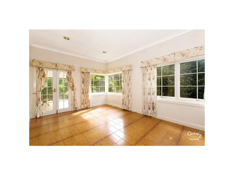 12 Mayfield Avenue, Pymble NSW 2073