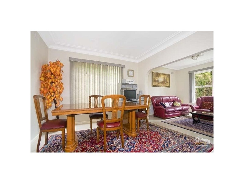9 Russell Ave, Lindfield NSW 2070