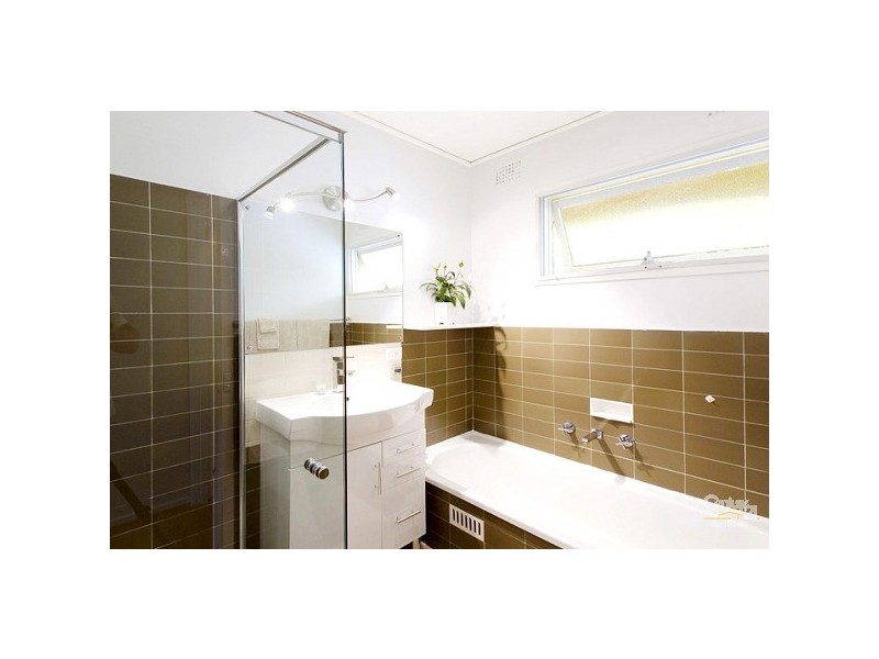 42 Parkinson Ave, South Turramurra NSW 2074