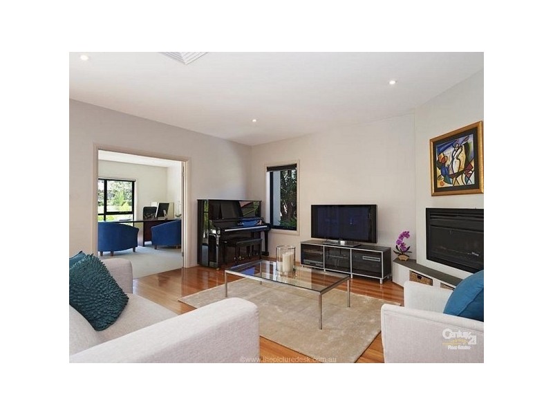 11 Strickland Avenue, Lindfield NSW 2070
