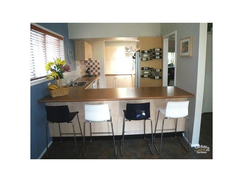 33 Bowen Ave, South Turramurra NSW 2074