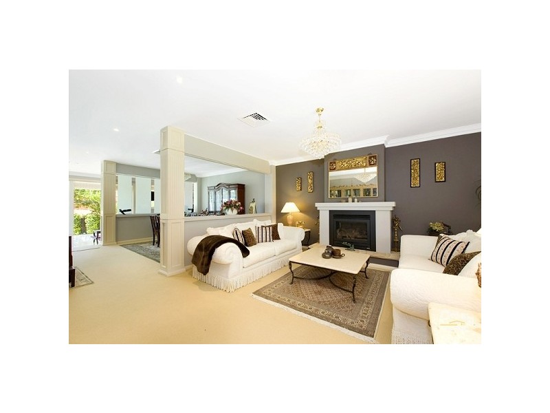 25 Waterhouse Avenue, St Ives NSW 2075