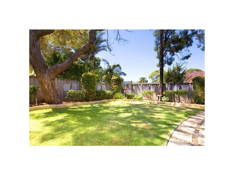 25 Waterhouse Avenue, St Ives NSW 2075