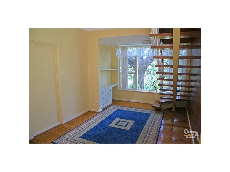 17 Mungarra Ave, St Ives NSW 2075