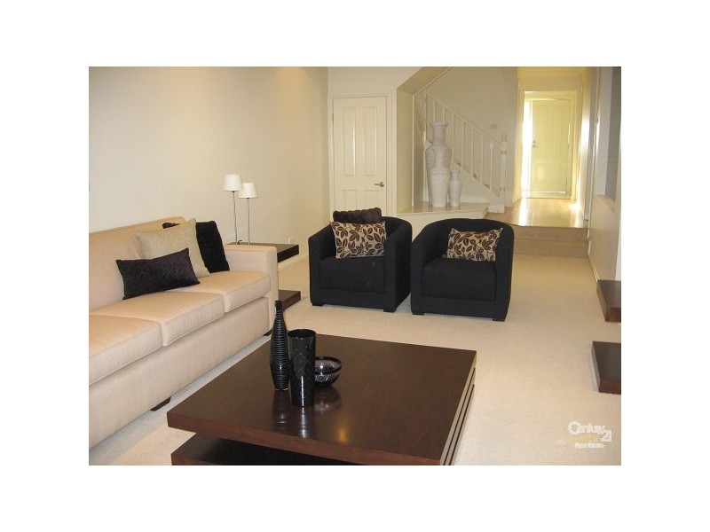 20 Hillcrest Drive, St Ives NSW 2075