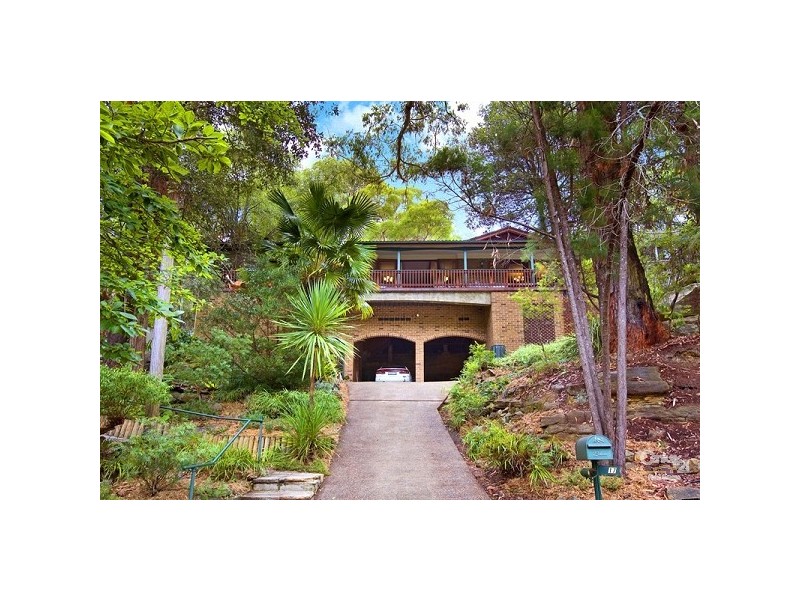 17 Elegans Avenue, St Ives NSW 2075