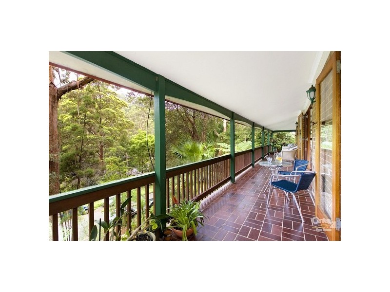 17 Elegans Avenue, St Ives NSW 2075