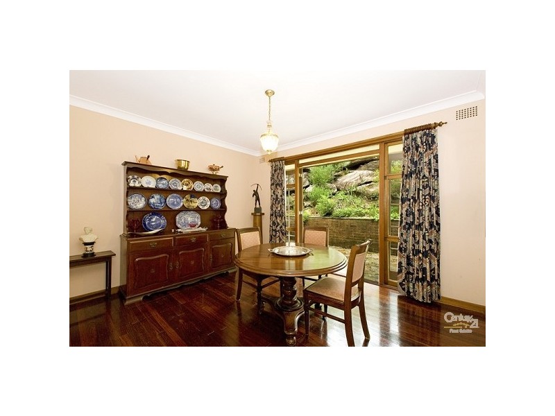 17 Elegans Avenue, St Ives NSW 2075