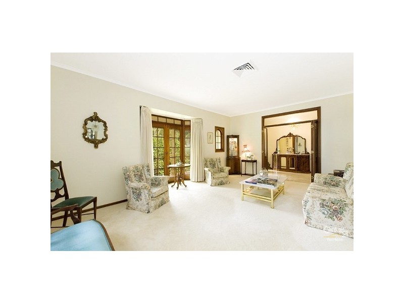 50 Lynbara Avenue, St Ives NSW 2075