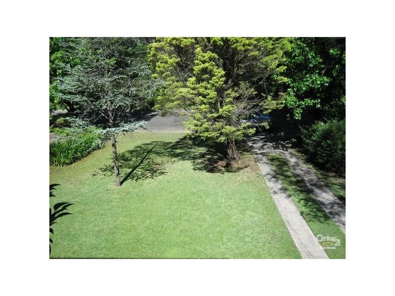 16 BEDFORD AVENUE, Turramurra NSW 2074