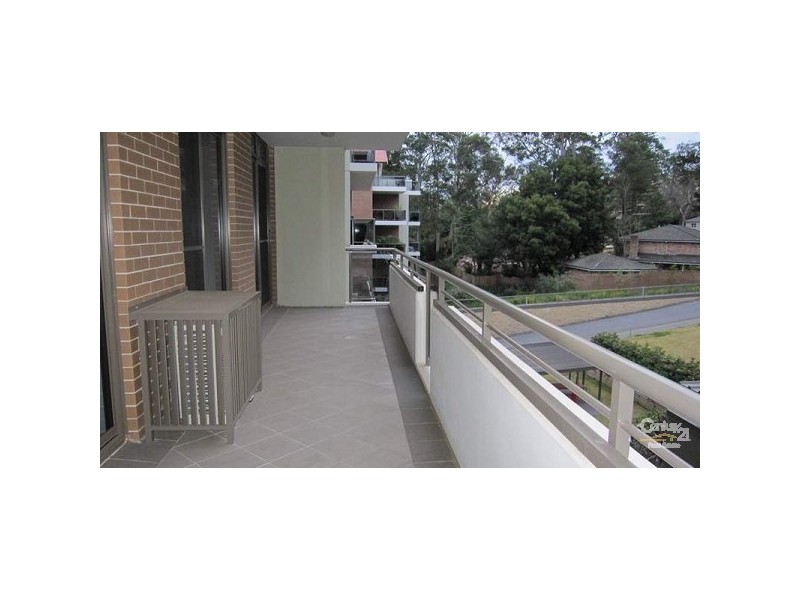 512/2C Munderah St, Wahroonga NSW 2076