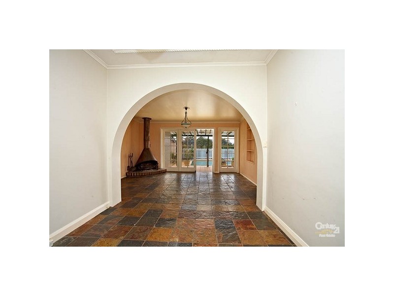 1A Bromley Ave, Pymble NSW 2073