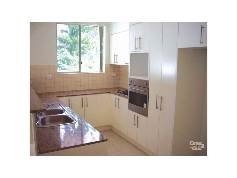 2/125 Mona Vale Road, St Ives NSW 2075