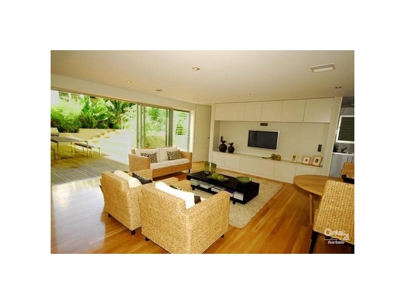 9 Larchmont Ave, Killara NSW 2071