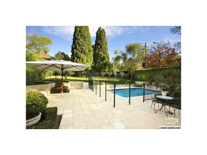 38 Selwyn St, Pymble NSW 2073