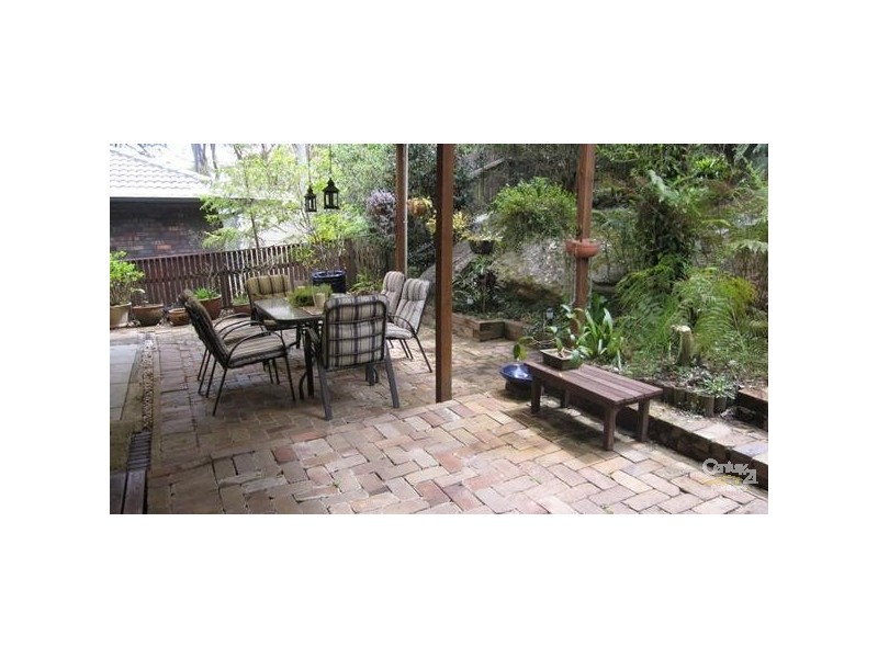 17 Windsor Pl, St Ives NSW 2075