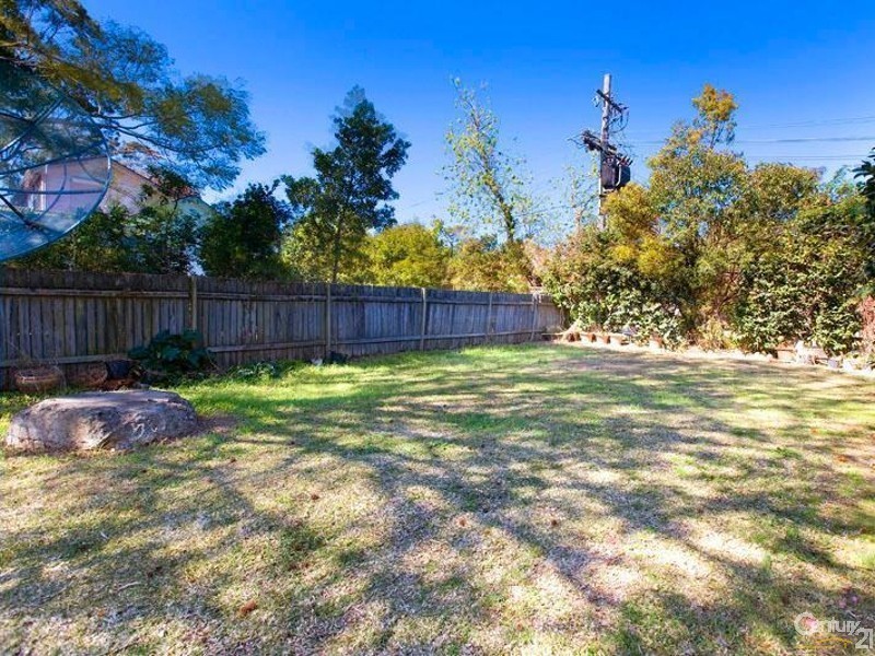 22 Evelyn Ave, Turramurra NSW 2074