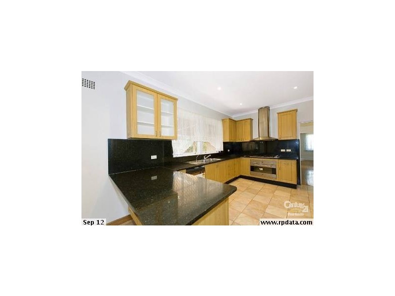 22 Evelyn Ave, Turramurra NSW 2074