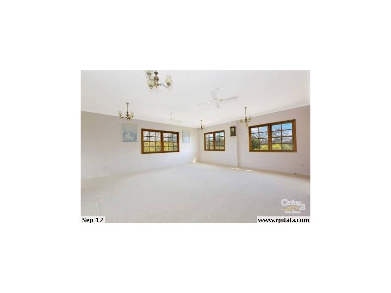 22 Evelyn Ave, Turramurra NSW 2074