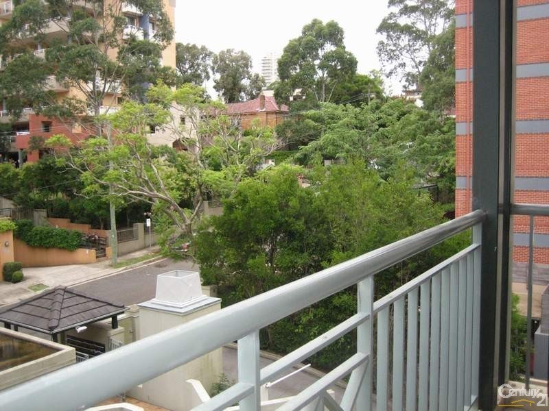 608/10 Freeman Road, Chatswood NSW 2067