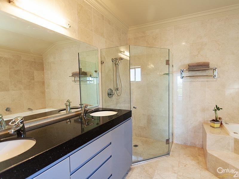 17 Redfield Rd, Killara NSW 2071