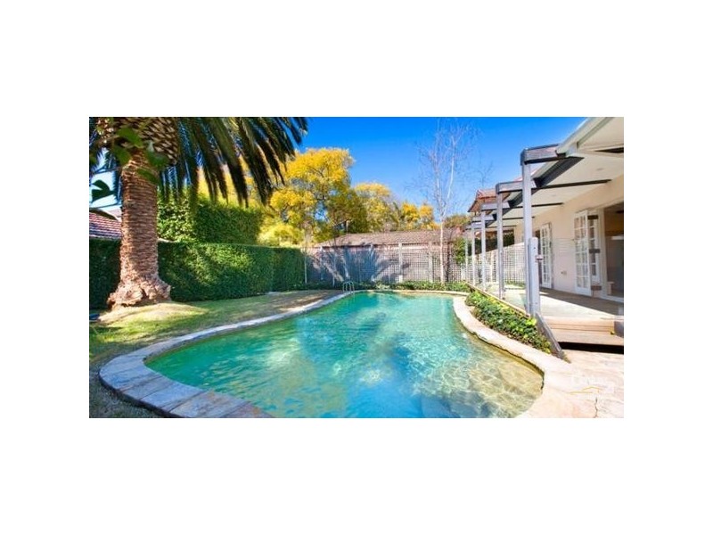 17 Davidson Ave, Warrawee NSW 2074