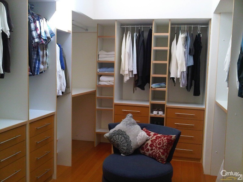 39 marlborough place, St Ives NSW 2075