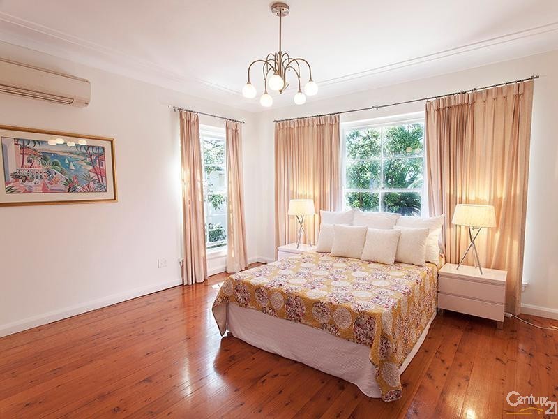 28 Treatts Road, Lindfield NSW 2070