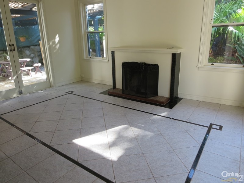 79A Livingstone Ave, Pymble NSW 2073