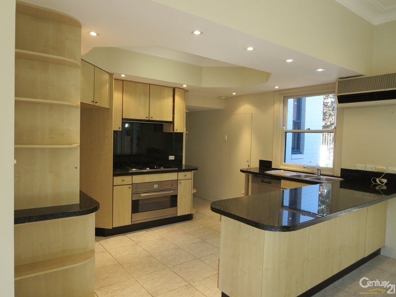 79A Livingstone Ave, Pymble NSW 2073