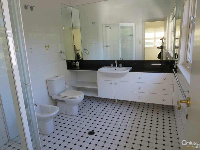 79A Livingstone Ave, Pymble NSW 2073