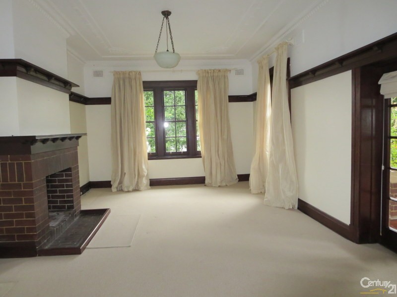 7 Cherry St, Warrawee NSW 2074