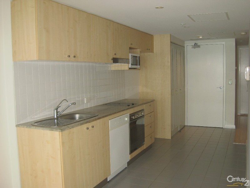 1011/2A Help St, Chatswood NSW 2067