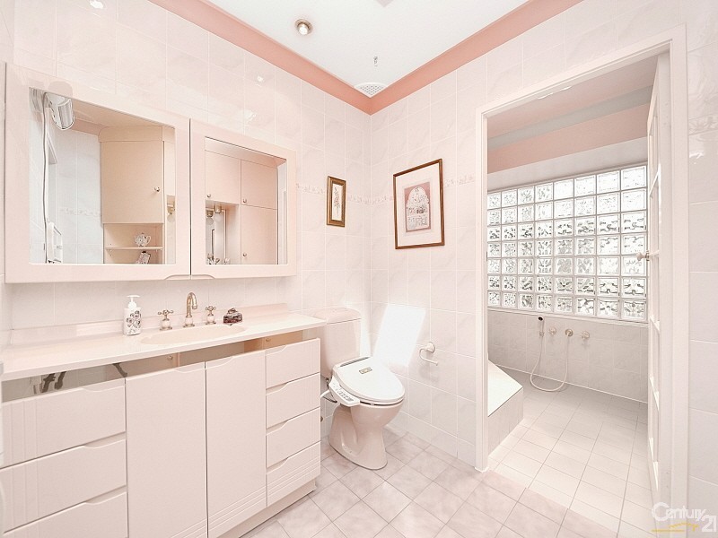 71 Yarrara Road, West Pymble NSW 2073