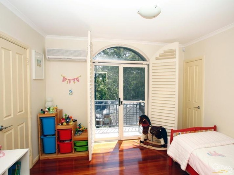 11/2-4 Bloomsbury Ave, Pymble NSW 2073