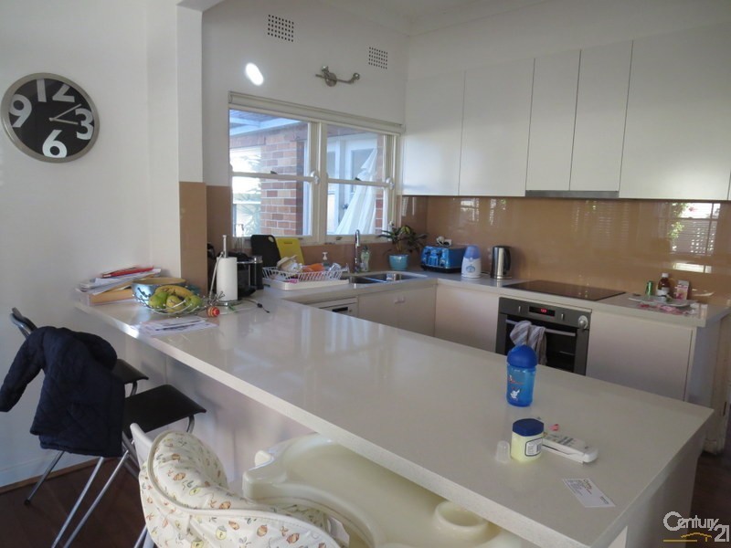 25 Addison Ave, Roseville NSW 2069