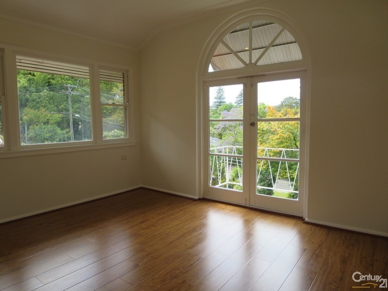 2/8A Station Street, Pymble NSW 2073