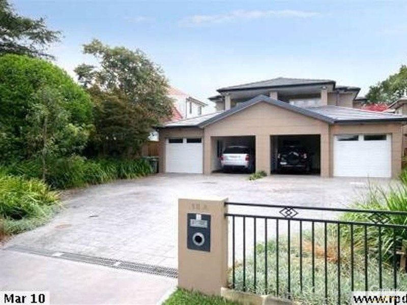 18A Kanoona Ave, St Ives NSW 2075