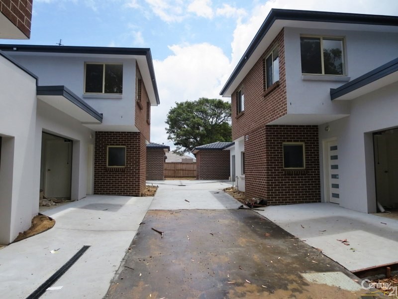 3/55 Killeaton St, St Ives NSW 2075