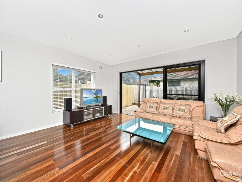 9 Russell Ave, Lindfield NSW 2070