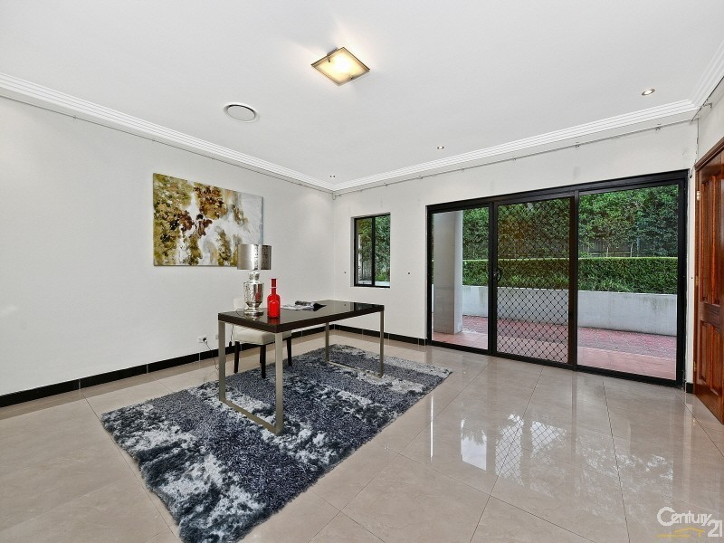 8 Fairbairn Ave, East Killara NSW 2071