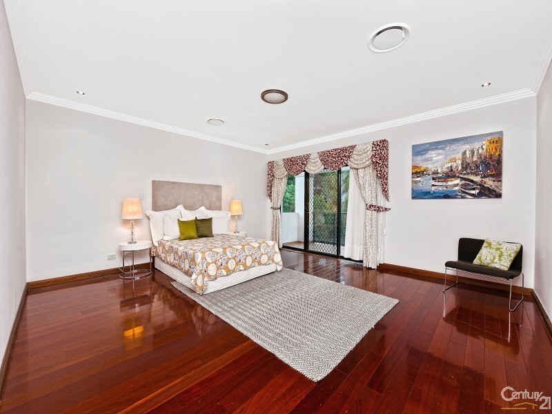 8 Fairbairn Ave, East Killara NSW 2071