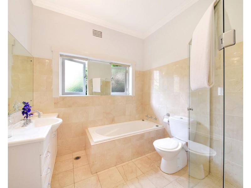 4 Elva Ave, Killara NSW 2071