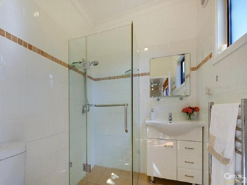 20 Rupert St, Mount Colah NSW 2079