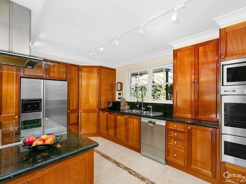 26 Gleneagles Ave, Killara NSW 2071