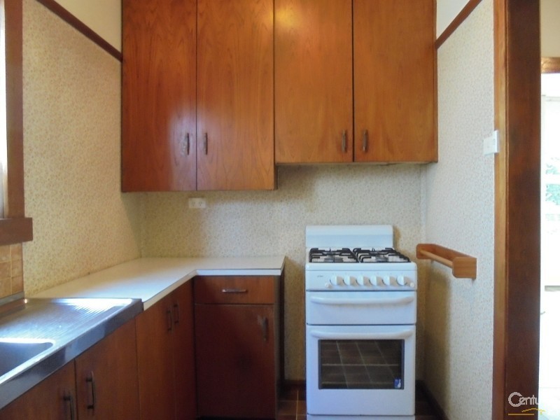 19 Betty Hendy Pde, North Ryde NSW 2113