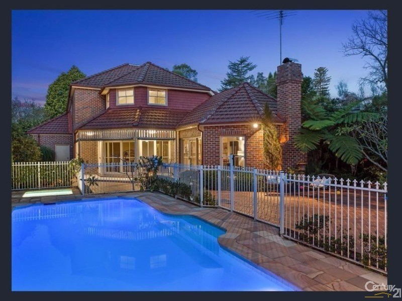 12 Warrangi St, Turramurra NSW 2074